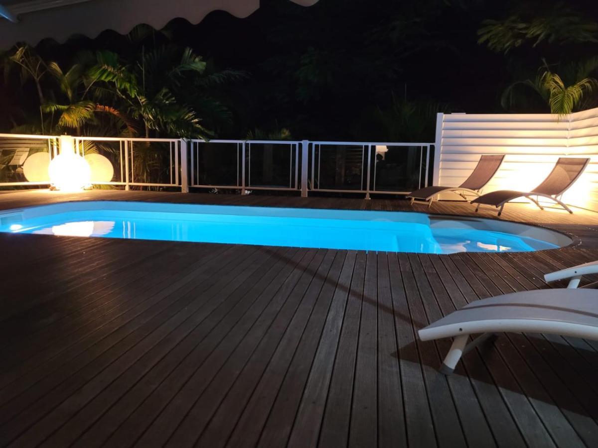 Villa Ste Marthe Avec Piscine, Grande Terrasse, Jardin Intime Et Citerne D'Eau Saint-Francois  Luaran gambar